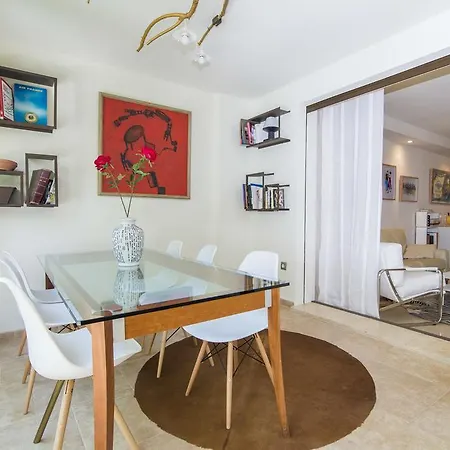 Apartment Retreat In La Medina
